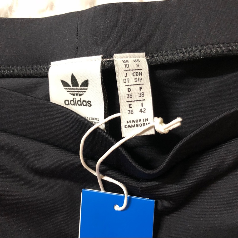 🎋Adidas Originals AA Outfit 🌊 - Picture 4 of 4